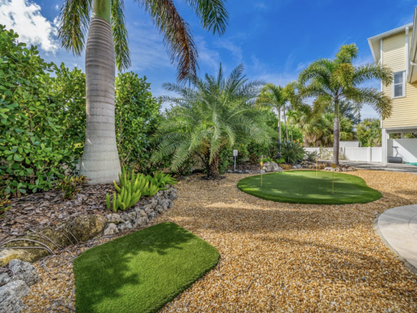 Anna Maria 4 Bedroom Pool House Walk to Beach